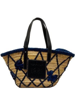 Loewe Pre-Owned 2019 medium animal-embroidered raffia basket tote bag - Neutrals