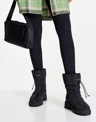 London Rebel puffer ankle boots in black