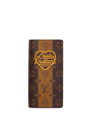 Louis Vuitton x Nigo pre-owned Brazza wallet - Brown
