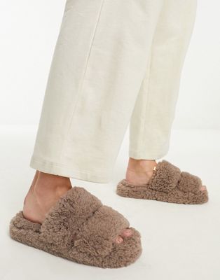 Loungeable double strap borg slipper in brown