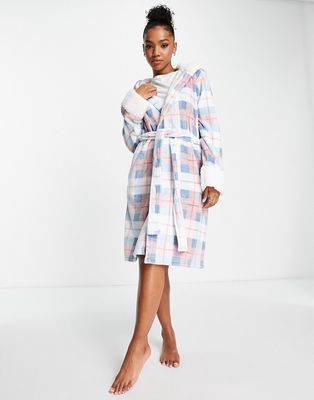 Loungeable robe with sherpa lining in pink and blue check