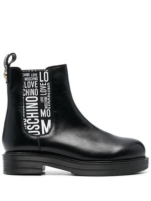 Love Moschino 35mm logo-print Chelsea boots - Black