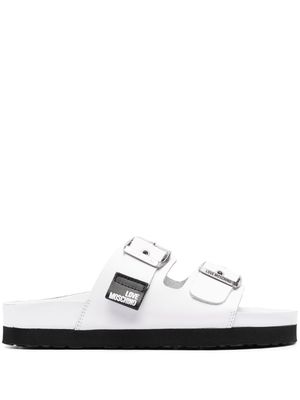 Love Moschino buckle-straps leather sandals - White