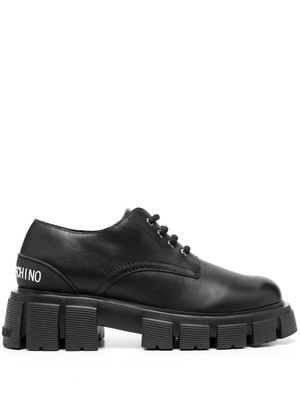 Love Moschino logo-raised detail leather Derby shoes - Black