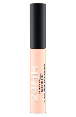 MAC Cosmetics Studio Fix 24-Hour Smooth Wear Concealer in Nw20 Light Rosy Beige
