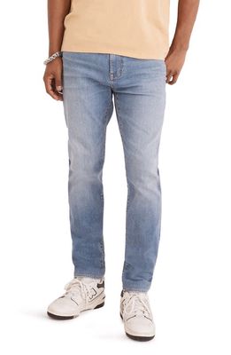Madewell Everyday Flex CoolMax Denim Slim Jeans in Beckman Wash