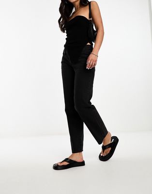 Madewell low rise perfect vintage straight jeans in washed black