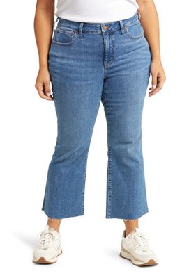Madewell Raw Hem Kick Out Crop Jeans in Cherryville Wash