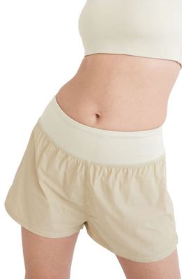 Madewell Snickerdoodle Running Shorts in Faded Seagrass