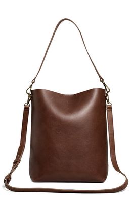 Madewell The Transport Leather Bucket Bag in Soft Mahogany