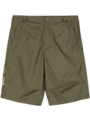 Maharishi embroidered-motif shorts - Green