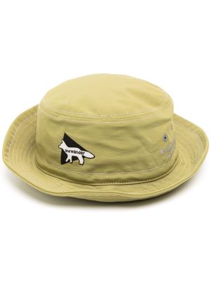 Maison Kitsuné embroidered-logo bucket hat - Green