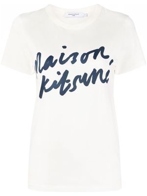 Maison Kitsuné Handwriting logo-print T-shirt - Neutrals