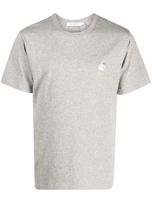MAISON KITSUNÉ logo-patch short-sleeve T-shirt - Grey