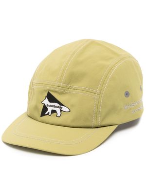 Maison Kitsuné slogan-patch seam-detail cap - Green
