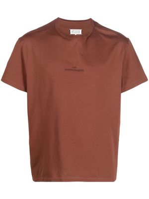Maison Margiela embroidered-logo short-sleeve T-shirt - Brown