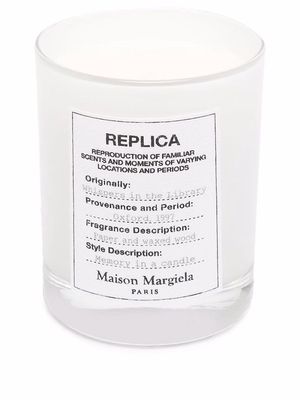 Maison Margiela Replica Whispers in the Library scented candle - White