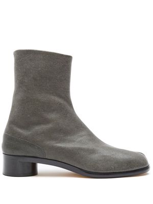Maison Margiela Tabi 30mm leather ankle boots - Grey