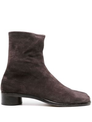 Maison Margiela Tabi suede ankle boots - Brown