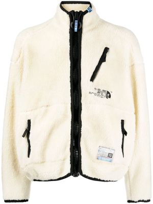Maison Mihara Yasuhiro Boa logo-embroidered fleece jacket - White