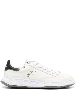 Maison Mihara Yasuhiro Charles lace-up leather sneakers - White