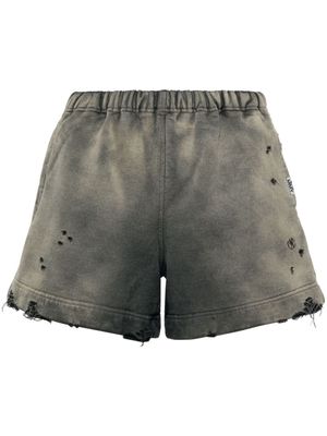 Maison Mihara Yasuhiro distressed cotton shorts - Grey