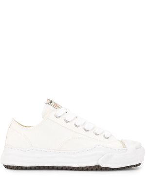 Maison Mihara Yasuhiro Hank low-top sneakers - White
