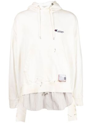 Maison Mihara Yasuhiro logo-print pullover hoodie - White