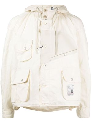Maison Mihara Yasuhiro multi-pocket hooded jacket - White