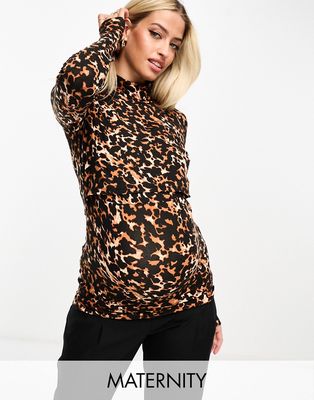 Mamalicious maternity high neck jersey top in leopard print-Multi
