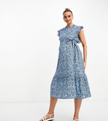 Mamalicious Maternity sleeveless floral midi dress with frill detail-Blue
