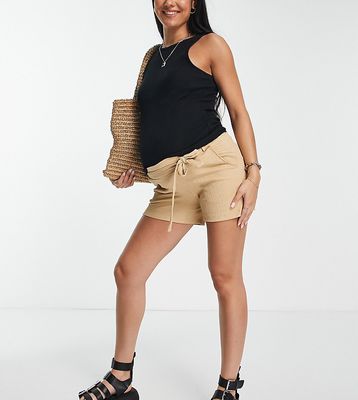 Mamalicious Maternity tie waist shorts in beige-Neutral