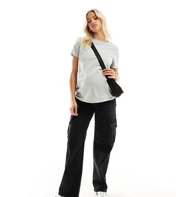 Mamalicious Maternity wide leg cargo jeans in black