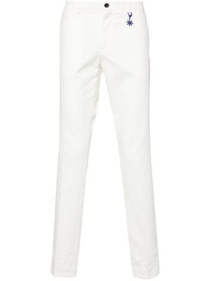 Manuel Ritz slim-fit chino trousers - White