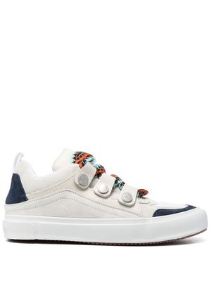Marcelo Burlon County of Milan low-top panelled design sneakers - White