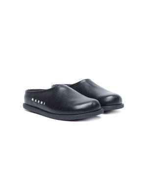 Marni Kids Fussbett leather clogs - Black