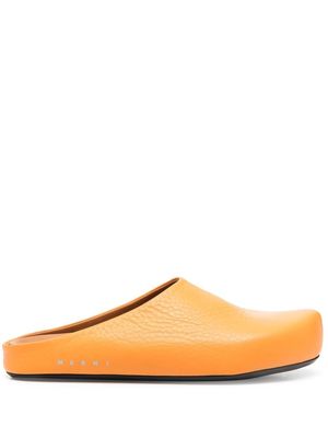 Marni logo-print round-toe loafers - Orange
