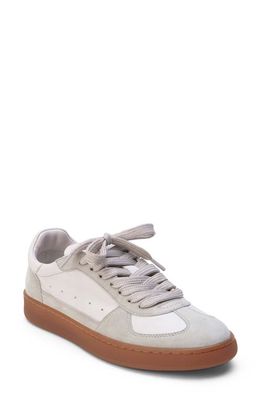Matisse Monty Sneaker in Taupe