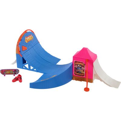 Mattel Hot Wheels® x Skate Amusement Park Playset in None 