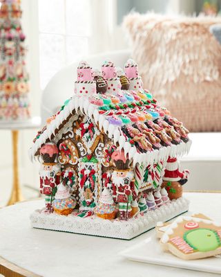 Medium Gingerbread House