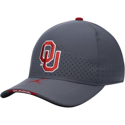 Men's Jordan Brand Gray Oklahoma Sooners 2021 Sideline Classic99 Performance Flex Hat