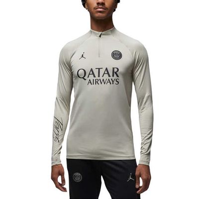 Men's Jordan Brand Gray Paris Saint-Germain Strike Drill 2023/24 Performance Quarter-Zip Long Sleeve Top