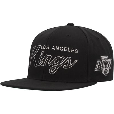 Men's Mitchell & Ness Black Los Angeles Kings Core Team Script 2.0 Snapback Hat