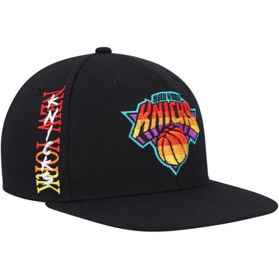Men's Mitchell & Ness Black New York Knicks Soul High-Grade Fade Undervisor Snapback Hat