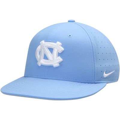 Men's Nike Carolina Blue North Carolina Tar Heels Aerobill Performance True Fitted Hat in Light Blue