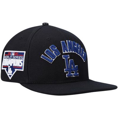 Men's Pro Standard Black Los Angeles Dodgers Stacked Logo Snapback Hat