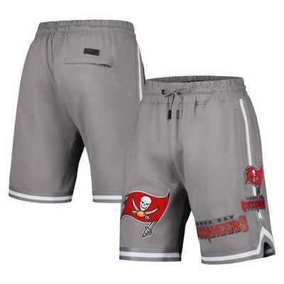 Men's Pro Standard Gray Tampa Bay Buccaneers Classic Chenille Shorts