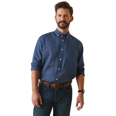 Men's Sonoma Shirt in Navy Tattersal, Size: Small by Ariat