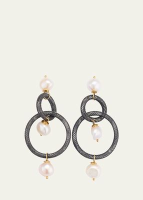Mesh Circle Earrings with Freshwater Pearls and Black Silver
