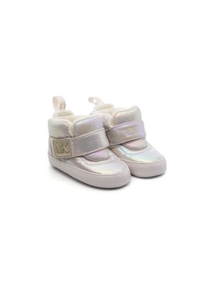 Michael Kors Kids iridescent-effect puffer boots - Gold